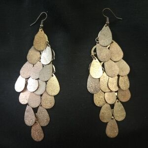Elegant Teardrop Earrings